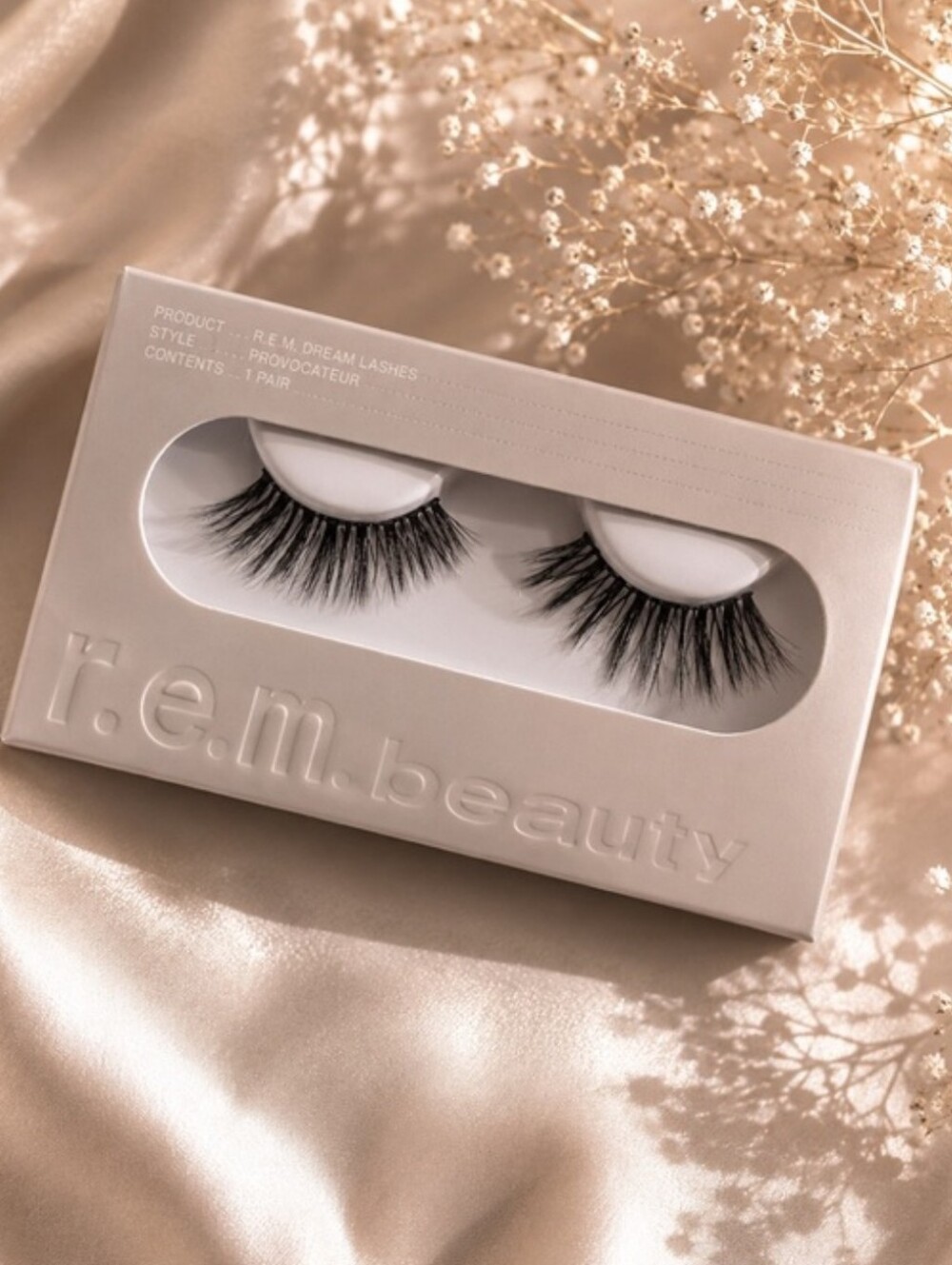 r.e.m. beauty Black Dream Lashes - Volumizing False Lashes